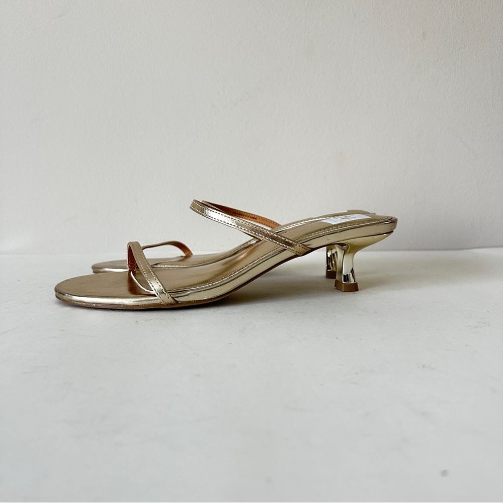 NEW DV Dolce Vita Darcee Slip-on Kitten Heel Gold Strappy Dressy Sandals, Sz 8.5